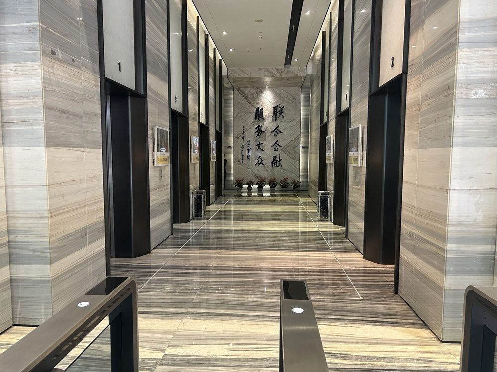 电梯厅1